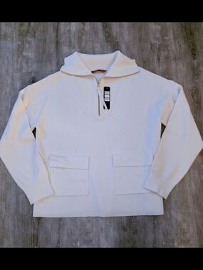 Belldini NWT Women’s L Winter White Gold Zip Collared Sweater Pullover Pockets